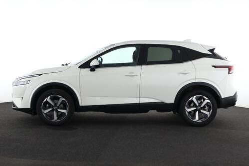 NISSAN Qashqai  TEKNA 1.3 T-GDI + GPS + CARPLAY + CAMERA + PDC + CRUISE(ACC) + PANO DAK + ALU 