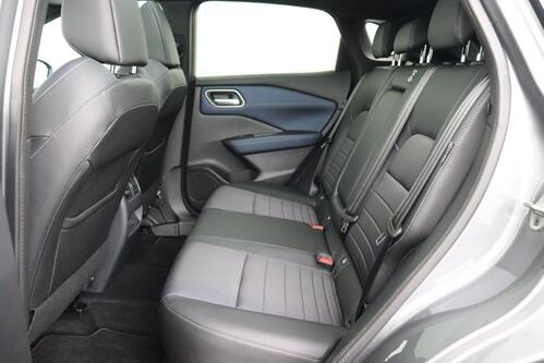 NISSAN Qashqai 1.3 TEKNA MHEV + CARPLAY + GPS + CAMERA + PDC + CRUISE (ACC) + PANO + ALU 