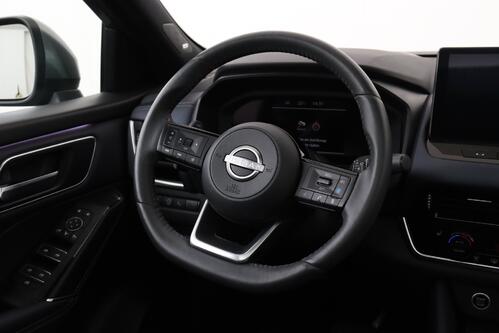 NISSAN Qashqai 1.3 TEKNA MHEV + CARPLAY + GPS + CAMERA + PDC + CRUISE (ACC) + PANO + ALU 