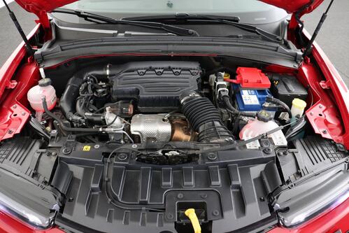 ALFA ROMEO Tonale 1.5 i MHEV + GPS + CAMERA + PDC + CRUISE (ACC) + HALF-LEDER + ALU 