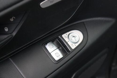 MERCEDES-BENZ Vito TOURER 114 dA  CDI + A/T + 8PL. + GPS + PDC + CRUISE 