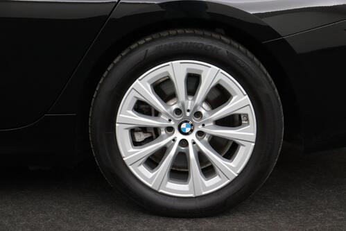 BMW 320 e IA TOURING ADVANTAGE + CARPLAY + GPS + CAMERA + PDC + CRUISE + ALU