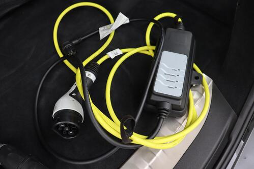 BMW 320 e IA TOURING ADVANTAGE + CARPLAY + GPS + CAMERA + PDC + CRUISE + ALU