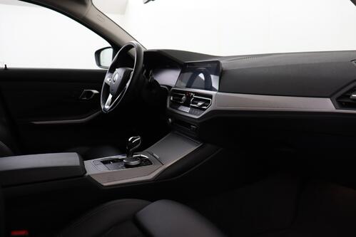BMW 320 e IA TOURING ADVANTAGE + CARPLAY + GPS + CAMERA + PDC + CRUISE + ALU