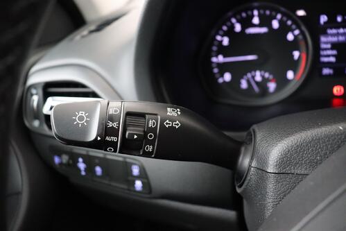 HYUNDAI i30 SW SMART 1.0 T-GDI 7DCT + CARPLAY + CAMERA + PDC + ALU 