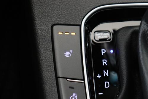 HYUNDAI i30 SW SMART 1.0 T-GDI 7DCT + CARPLAY + CAMERA + PDC + ALU 