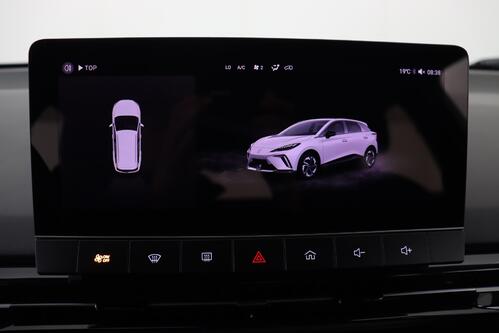 MG MG4 STANDARD 51 kWh + A/T + CARPLAY + PDC