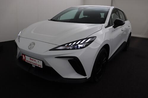 MG MG4 STANDARD 51 kWh + A/T + CARPLAY + PDC