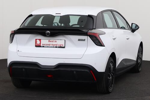 MG MG4 STANDARD 51 kWh + A/T + CARPLAY + PDC