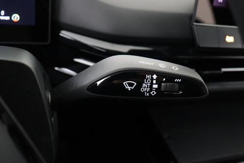 MG MG4 STANDARD 51 kWh + A/T + CARPLAY + PDC