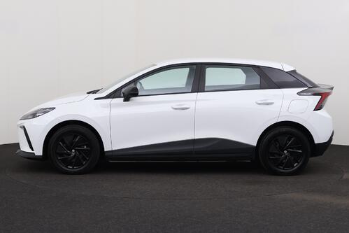 MG MG4 STANDARD 51 kWh + A/T + CARPLAY + PDC