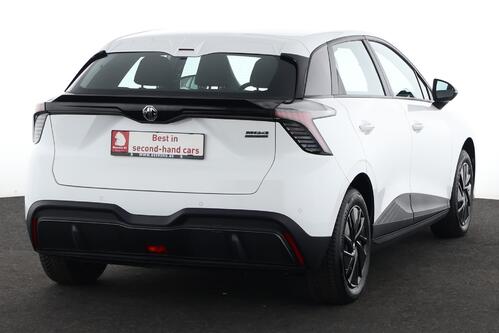 MG MG4 STANDARD 51 kWh + A/T + CARPLAY + PDC