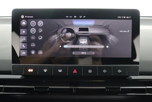 MG MG4 STANDARD 51 kWh + A/T + CARPLAY + PDC