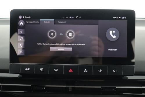 MG MG4 STANDARD 51 kWh + A/T + CARPLAY + PDC