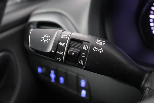 HYUNDAI i30 SW SMART 1.0 T-GDI 7DCT + CARPLAY + CAMERA + PDC + CRUISE + ALU 16