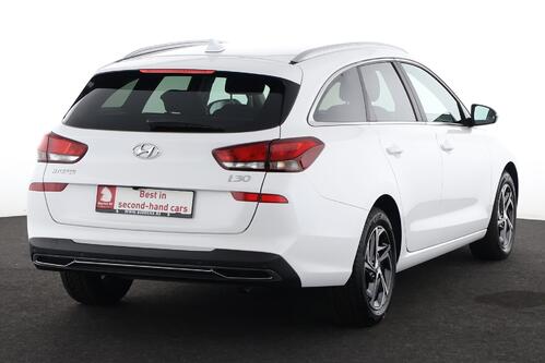 HYUNDAI i30 SW SMART 1.0 T-GDI 7DCT + CARPLAY + CAMERA + PDC + CRUISE + ALU 16