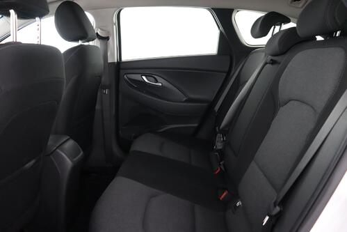 HYUNDAI i30 SW SMART 1.0 T-GDI 7DCT + CARPLAY + CAMERA + PDC + CRUISE + ALU 16