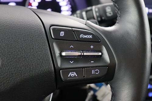 HYUNDAI i30 SW SMART 1.0 T-GDI 7DCT + CARPLAY + CAMERA + PDC + CRUISE + ALU 16