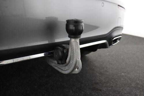 MERCEDES-BENZ A  250 e iA  AMG-LINE + CARPLAY + GPS + CAMERA + PDC + CRUISE (ACC) + PANO + LEDER/ALCANTARA + ALU 