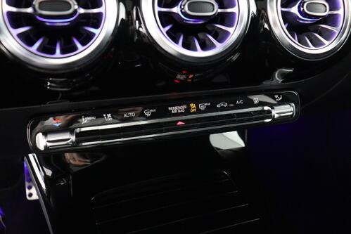 MERCEDES-BENZ A  250 e iA  AMG-LINE + CARPLAY + GPS + CAMERA + PDC + CRUISE (ACC) + PANO + LEDER/ALCANTARA + ALU 