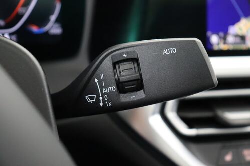 BMW 320 X-DRIVE DA  + GPS + LEDER + CARPLAY + CAMERA + PDC + OPEN DAK + CRUISE (ACC) + ALU 