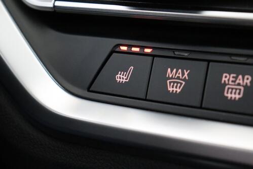 BMW 320 X-DRIVE DA  + GPS + LEDER + CARPLAY + CAMERA + PDC + OPEN DAK + CRUISE (ACC) + ALU 