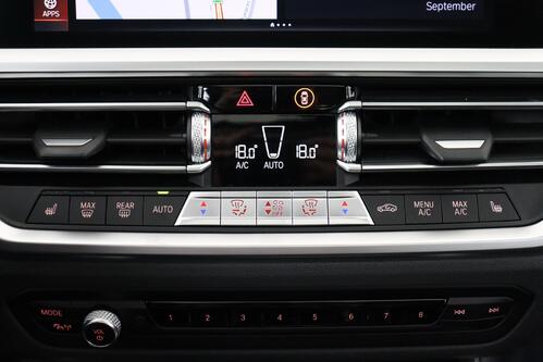 BMW 320 X-DRIVE DA  + GPS + LEDER + CARPLAY + CAMERA + PDC + OPEN DAK + CRUISE (ACC) + ALU 