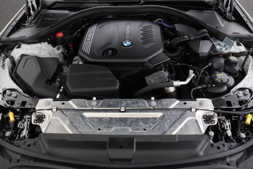 BMW 320 X-DRIVE DA  + GPS + LEDER + CARPLAY + CAMERA + PDC + OPEN DAK + CRUISE (ACC) + ALU 