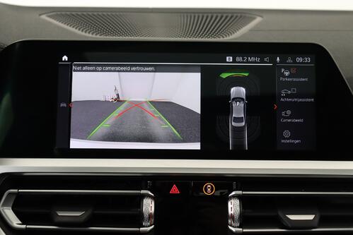 BMW 320 X-DRIVE DA  + GPS + LEDER + CARPLAY + CAMERA + PDC + OPEN DAK + CRUISE (ACC) + ALU 