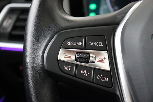 BMW 320 X-DRIVE DA  + GPS + LEDER + CARPLAY + CAMERA + PDC + OPEN DAK + CRUISE (ACC) + ALU 