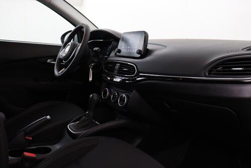 FIAT Tipo  CITY LIFE 1.5i + A/T + CARPLAY + CAMERA + CRUISE + ALU 
