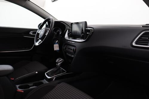 KIA Ceed SPORTSWAGON LX 1.5 T-GDI + A/T + CARPLAY + CAMERA + PDC + CRUISE + ALU 