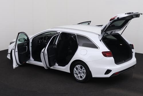 KIA Ceed SPORTSWAGON LX 1.5 T-GDI + A/T + CARPLAY + CAMERA + PDC + CRUISE + ALU 