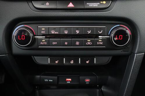 KIA Ceed SPORTSWAGON LX 1.5 T-GDI + A/T + CARPLAY + CAMERA + PDC + CRUISE + ALU 