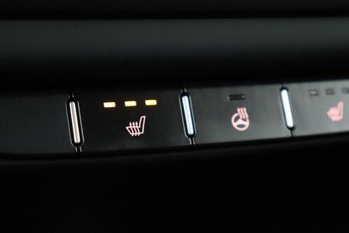 KIA Ceed SPORTSWAGON LX 1.5 T-GDI + A/T + CARPLAY + CAMERA + PDC + CRUISE + ALU 