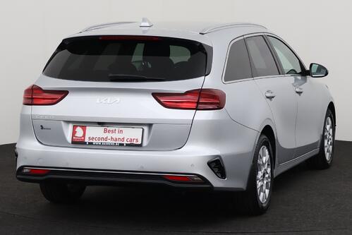 KIA Ceed SPORTSWAGON LX 1.5 T-GDI + A/T + CARPLAY + CAMERA + PDC + CRUISE + ALU 