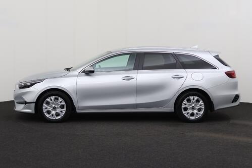 KIA Ceed SPORTSWAGON LX 1.5 T-GDI + A/T + CARPLAY + CAMERA + PDC + CRUISE + ALU 