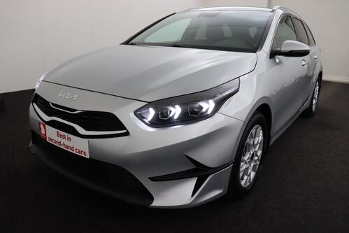 KIA Ceed SPORTSWAGON LX 1.5 T-GDI + A/T + CARPLAY + CAMERA + PDC + CRUISE + ALU 