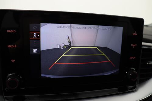 KIA Ceed SPORTSWAGON LX 1.5 T-GDI + A/T + CARPLAY + CAMERA + PDC + CRUISE + ALU 