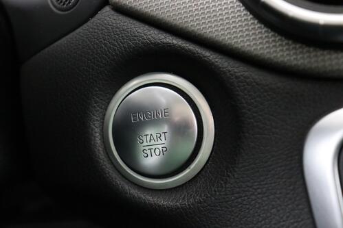 MERCEDES-BENZ CLA 180 DA + CAMERA + GPS + PANO + LEDER + ALU 