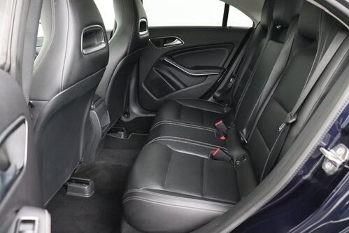 MERCEDES-BENZ CLA 180 DA + CAMERA + GPS + PANO + LEDER + ALU 