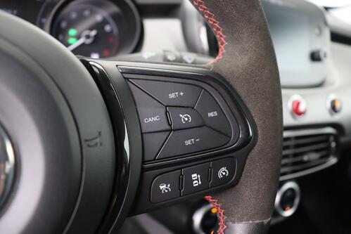 FIAT 500X 1.5 SPORT MHEV + GPS + CAMERA + PDC + CRUISE + HALF-LEDER + ALU