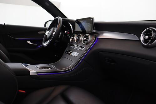 MERCEDES-BENZ GLC 300 e IA PHEV  AMG-LINE + GPS + CAMERA + PDC + CRUISE + LEDER + PANO + ALU 20
