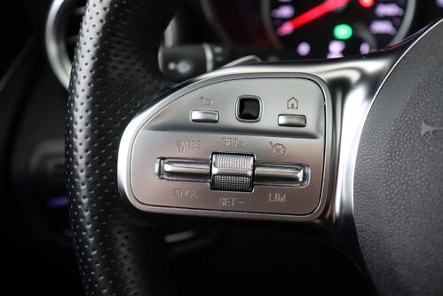 MERCEDES-BENZ GLC 300 e IA PHEV  AMG-LINE + GPS + CAMERA + PDC + CRUISE + LEDER + PANO + ALU 20