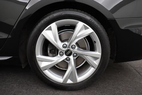 AUDI A4 AVANT 2.0 TSI S-TRONIC + CARPLAY + GPS + PDC + ALU 