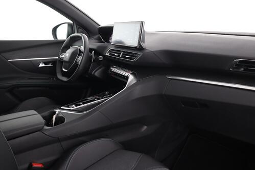 PEUGEOT 3008 1.2 PURETECH EAT8 + CARPLAY + GPS + CAMERA + PDC + CRUISE + ALU 