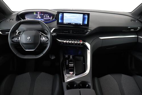 PEUGEOT 3008 1.2 PURETECH EAT8 + CARPLAY + GPS + CAMERA + PDC + CRUISE (ACC) + ALU 