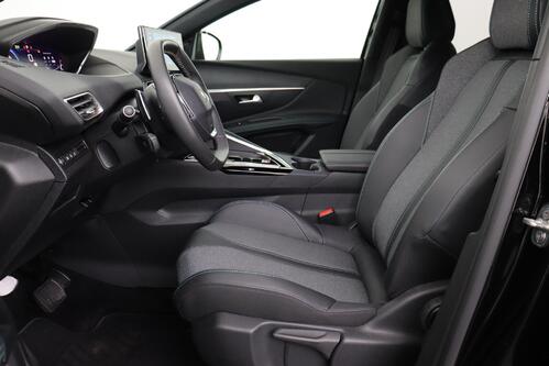 PEUGEOT 3008 1.2 PURETECH EAT8 + CARPLAY + GPS + CAMERA + PDC + CRUISE (ACC) + ALU 