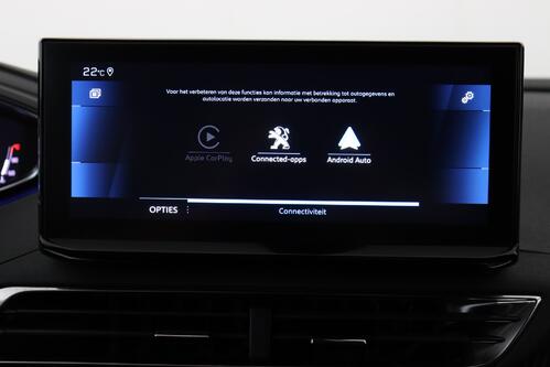 PEUGEOT 3008 1.2 PURETECH EAT8 + CARPLAY + GPS + CAMERA + PDC + CRUISE (ACC) + ALU 