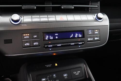 HYUNDAI Kona 1.0T-GDI MPV DCT + CARPLAY + GPS + CAMERA + PDC + CRUISE (ACC) + ALU 